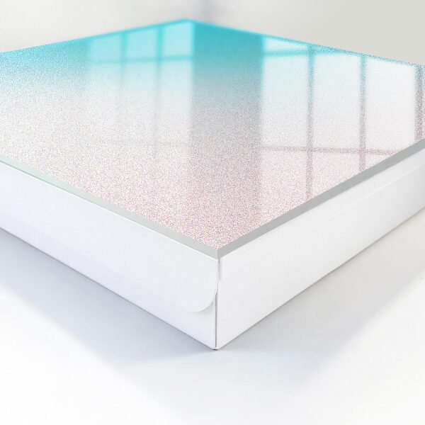 Schlüsselbox für die Wand mit pastellfarbenem Farbverlauf