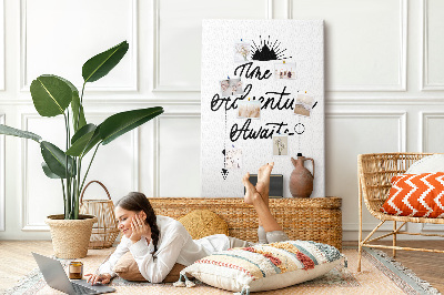 Bedruckte Korkplatte mit inspirierendem Abenteuerspruch