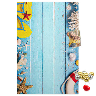 Bedruckte Korkplatte mit Motiv Sommerstrand mit Muscheln und Sand