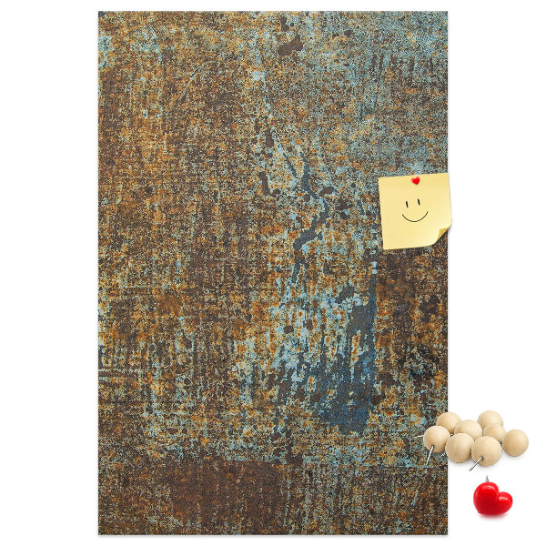 Pinnwand mit rustikaler Textur und blauen Akzenten