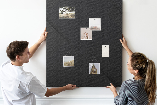 Pinnwand schwarze Tafel im minimalistischen Design