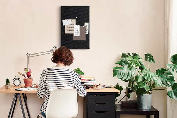 Pinnwand schwarze Tafel im minimalistischen Design