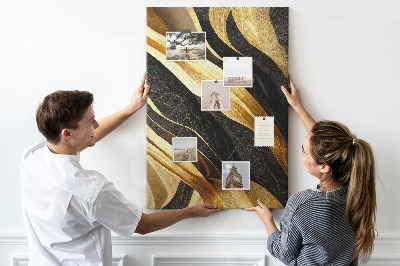 Kork-Pinnwand mit goldenen und schwarzen Wellen in Stofftextur