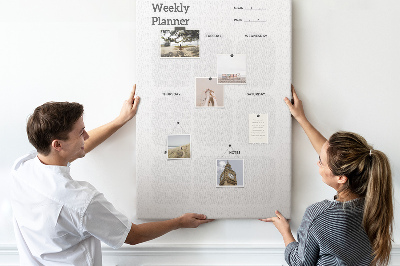 Wochenplaner mit leeren Feldern zur Wandmontage