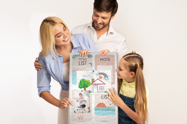 Korkplatte mit Aufdruck Sommer-To-Do-Liste und Notizen