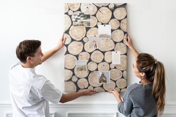Kork-Pinnwand mit Motiv Holzplanken in natürlicher Anordnung