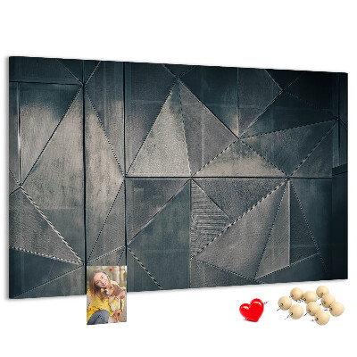 Kork-Pinnwand mit geometrischem Muster in Grautönen