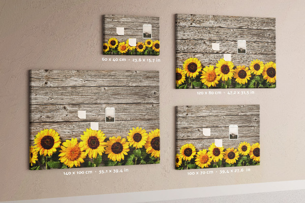 Kork-Pinnwand mit Motiv Sonnenblumen auf Holzbrettern
