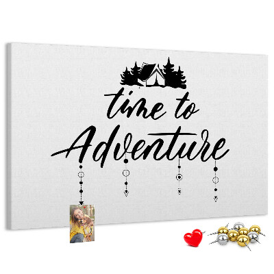 Bild mit Korkrückwand Motiv Zeit für ein Abenteuer im Wald