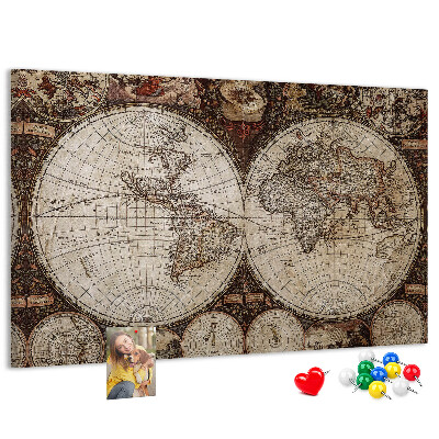 Korktafel mit antiker Weltkarte und geografischen Details