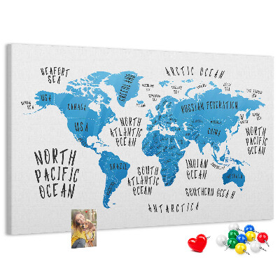 Korktafel Weltkarte mit Namen der Ozeane und Länder