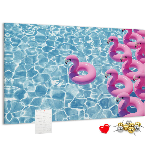 Kork-Pinnwand mit Motiv Rosa Flamingos vor dem blauen Wasser