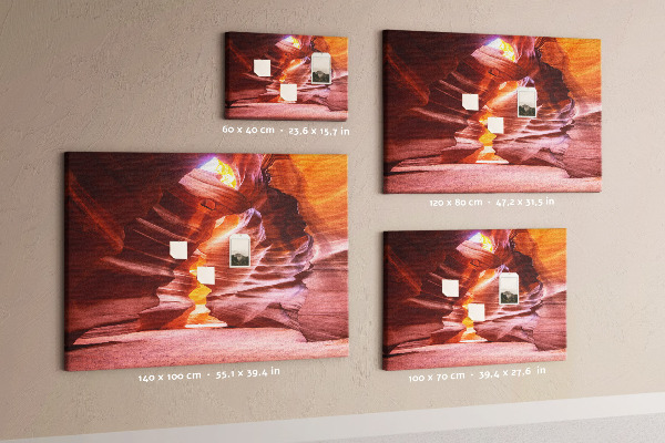 Kork-Pinnwand mit Motiv magische Felsformationen in der Schlucht