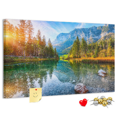 Korkbild malerische Berglandschaft mit einem See