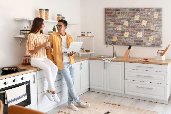 Bild mit Korkrückwand Ziegelwandmotiv mit natürlicher Oberfläche