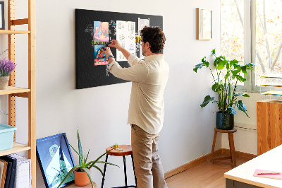 Weltkarte mit Korkrückwand mit motivierenden Slogans