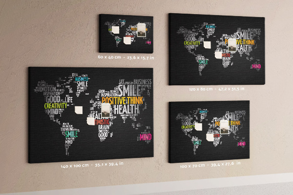 Weltkarte mit Korkrückwand mit motivierenden Slogans