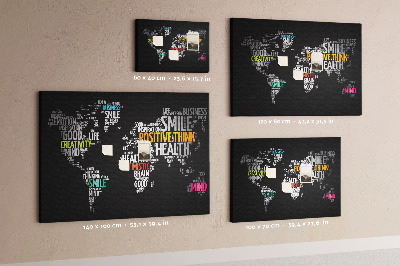 Weltkarte mit Korkrückwand mit motivierenden Slogans