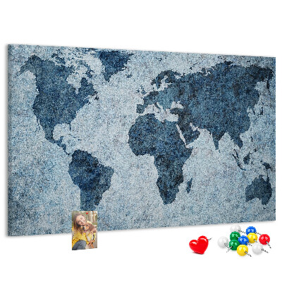 Korktafel mit Motiv einer antiken Weltkarte in Blautönen