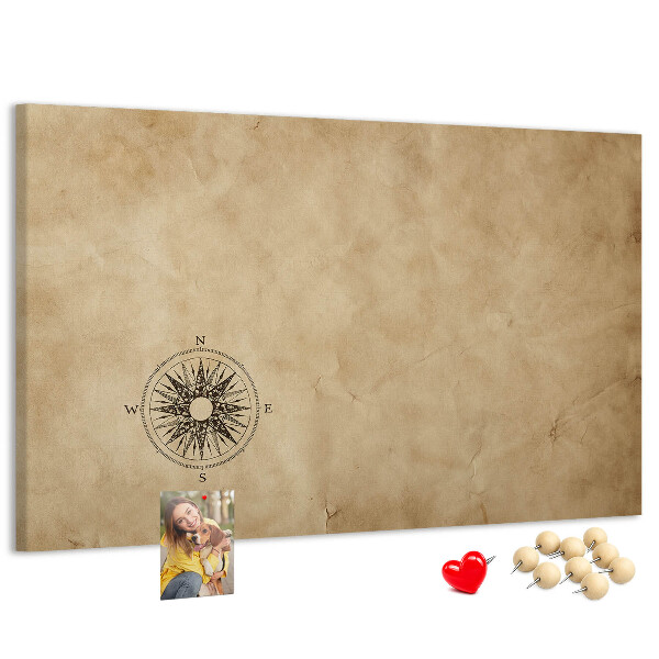 Korktafel mit Motiv einer antiken Karte und Kompass