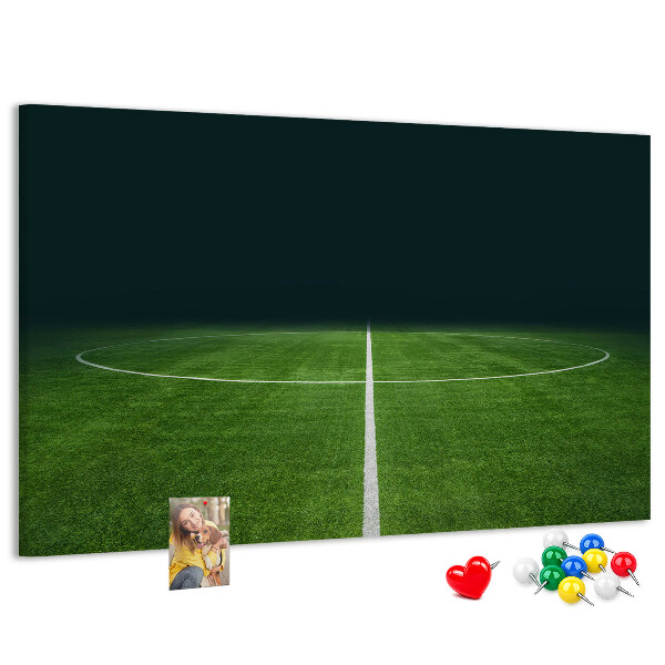Korkbild mit Motiv eines Fußballfeldes mit Linien und Rasen