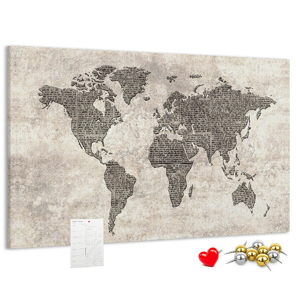 Weltkarte mit Zeitungstextur auf Korkrückwand