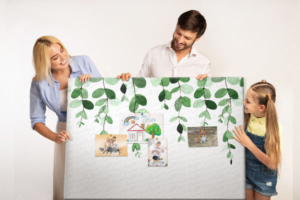 Kork-Pinnwand mit Motiv grüne Blätter in zartem Aquarellstil