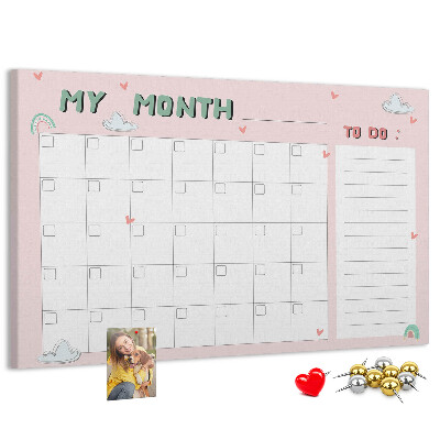 Korktafel rosa Kalender mit Wolken und Herzen