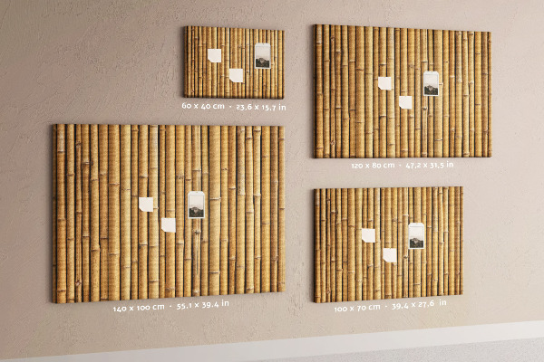 Korktafel mit natürlichem Bambusholz-Hintergrund