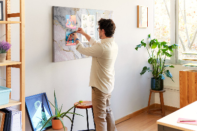 Bilder mit Korkrückwand elegantes Marmormuster mit goldenen Akzenten