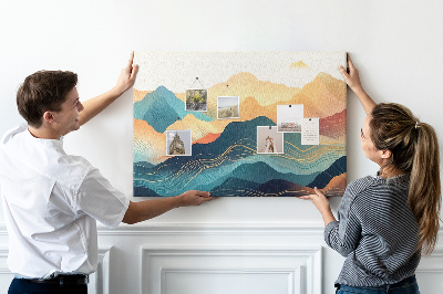 Korktafel mit abstraktem Bergmotiv in Pastelltönen