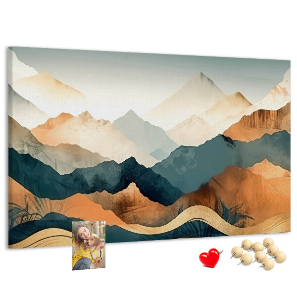 Kork-Pinnwand mit Motiv einer Berglandschaft in gedeckten Farben