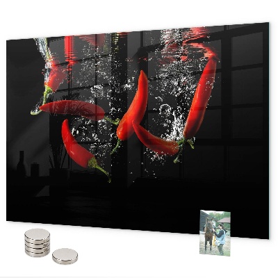 Magnetwand Paprika in Wasser