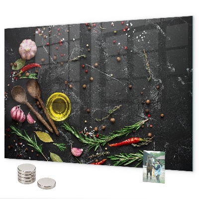 Magnettafel Gewürze auf der Theke