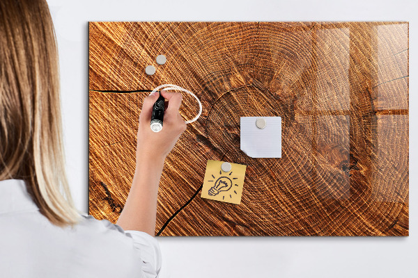 Schreib magnettafel Fotoorganisator auf einem Holzbrett