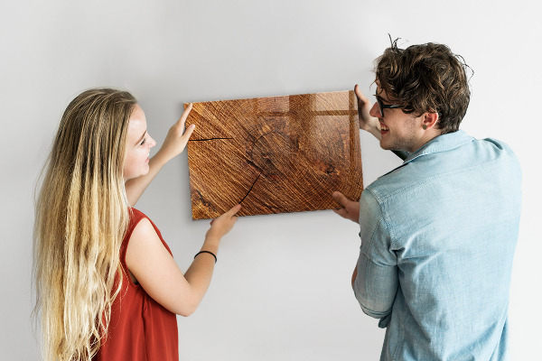 Schreib magnettafel Fotoorganisator auf einem Holzbrett