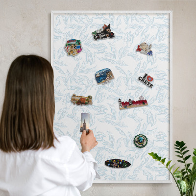 Wand-Magnettafel für Reisesouvenirs mit weißem Rahmen Helles Thema