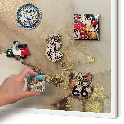 Wand-Magnettafel für Reisesouvenirs mit weißem Rahmen Eleganter Glanz