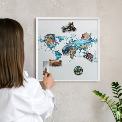Wand-Magnettafel für Reisesouvenirs mit weißem Rahmen Wasserkarte