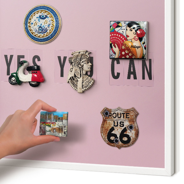 Magnettafel aus Metall für Souvenirs in weißem Rahmen Motivation jeden Tag