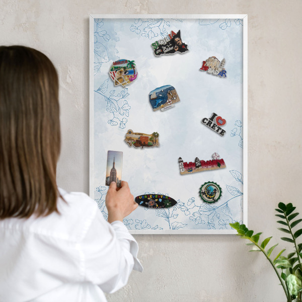 Magnettafel aus Metall für Souvenirs in weißem Rahmen Floristische Eleganz