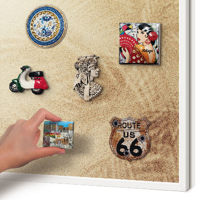 Magnettafel aus Metall für Souvenirs in weißem Rahmen Sandblätter