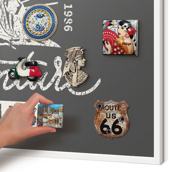 Wand-Magnettafel für Reisesouvenirs mit weißem Rahmen Berginschrift
