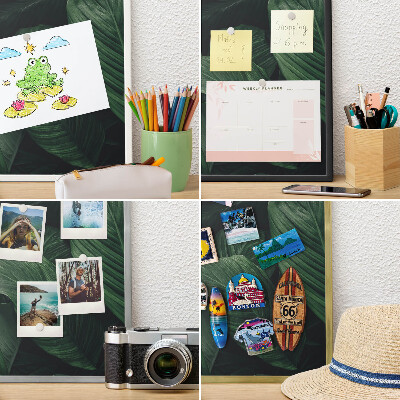 Wand-Magnettafel für Reisesouvenirs mit weißem Rahmen Das Grün der Natur
