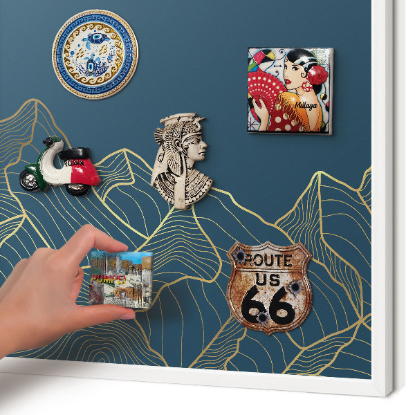 Wand-Magnettafel für Reisesouvenirs mit weißem Rahmen Minimalismus in den Bergen