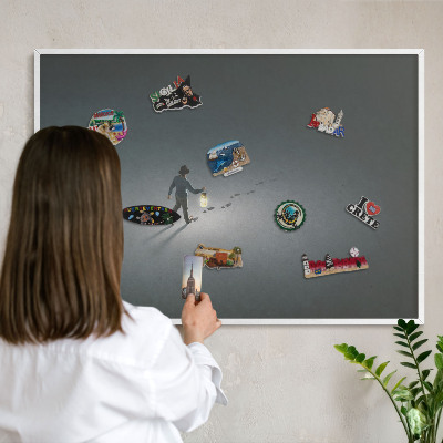 Wand-Magnettafel für Reisesouvenirs mit weißem Rahmen Nachtwanderung