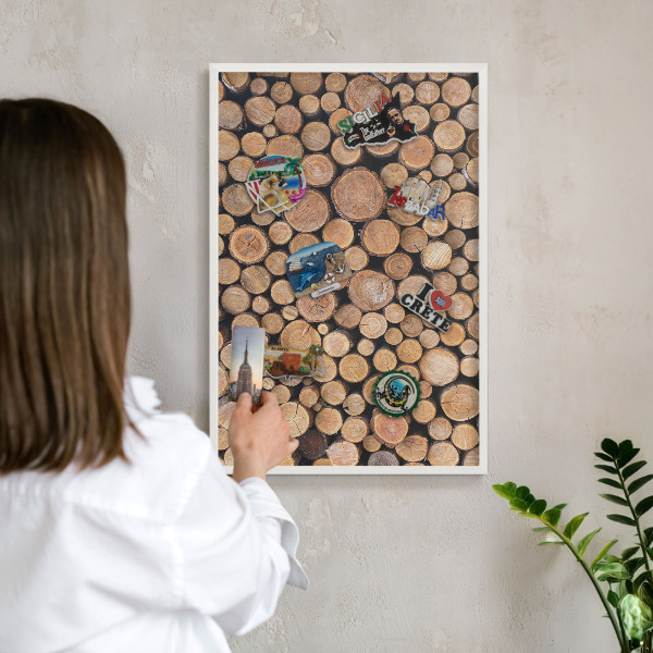Wand-Magnettafel für Reisesouvenirs mit weißem Rahmen Holzkreise