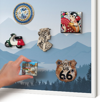 Magnettafel aus Metall für Souvenirs in weißem Rahmen Harmonie der Berge