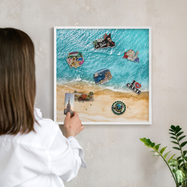 Magnettafel aus Metall für Souvenirs in weißem Rahmen Meer und Strand