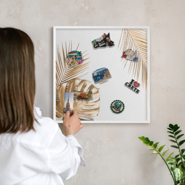 Wand-Magnettafel für Reisesouvenirs mit weißem Rahmen Elegante Blätter